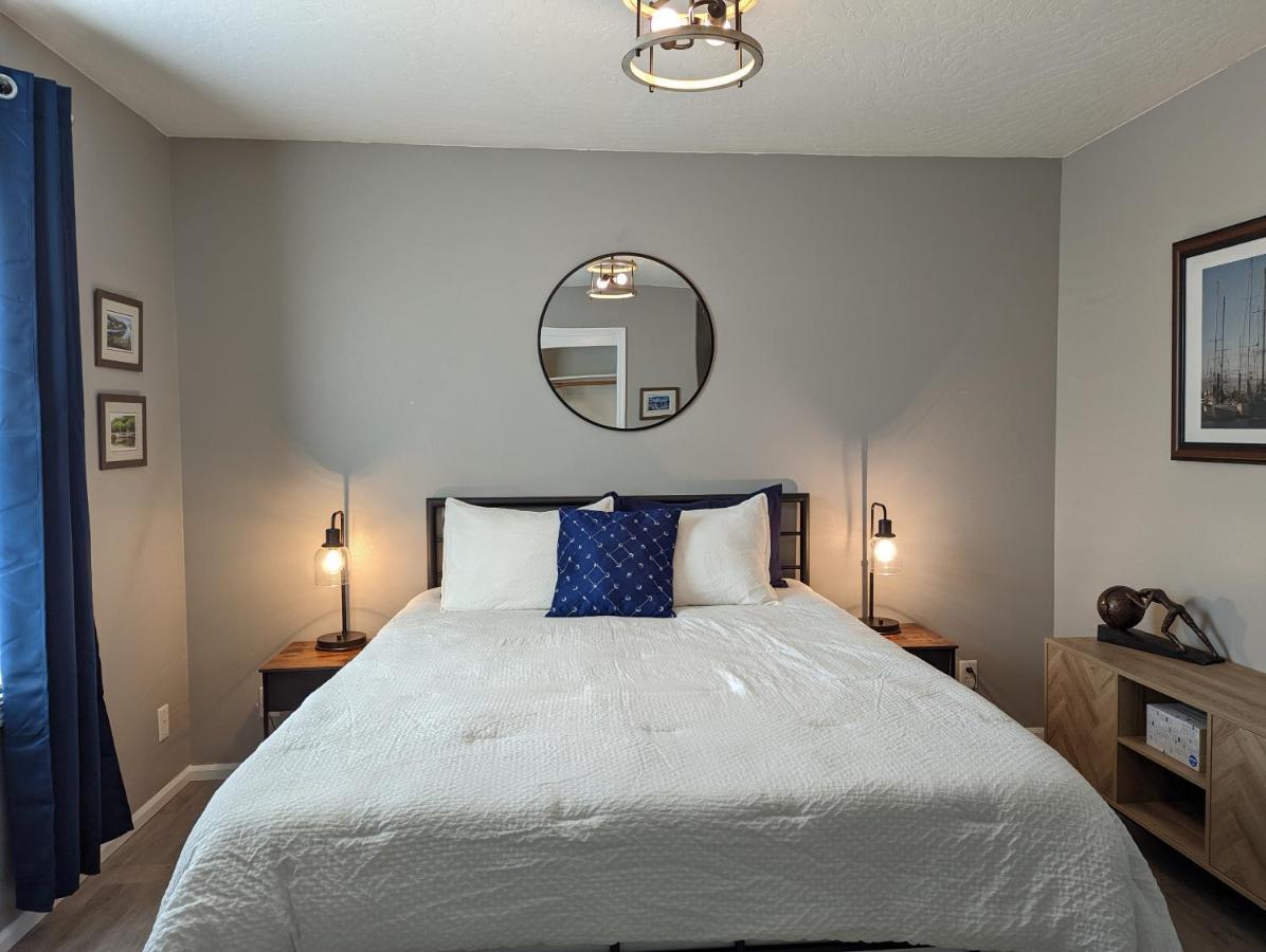 יוג'ין Contemporary 2-Bedroom Close To Downtown, Dining מראה חיצוני תמונה